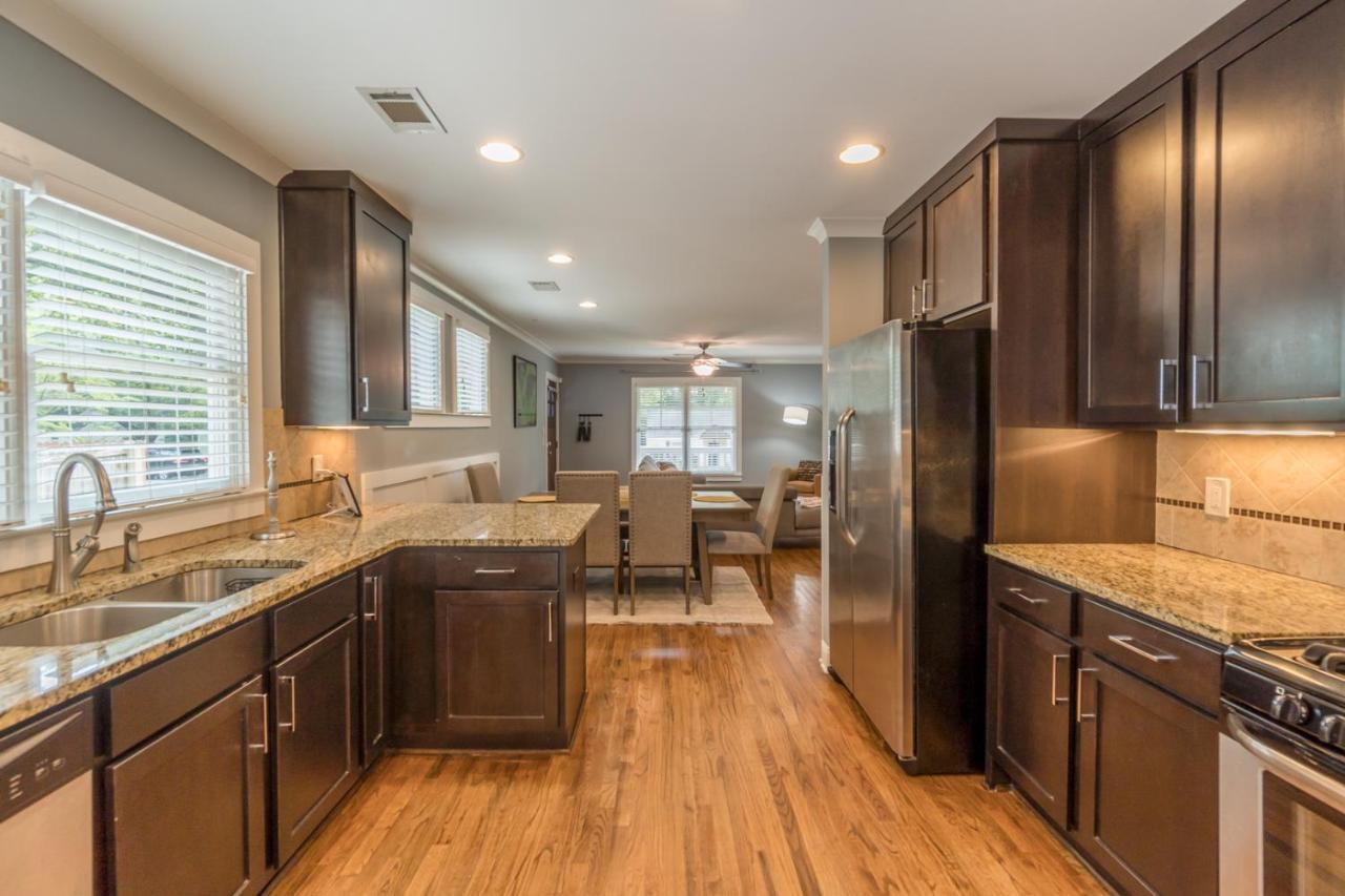 Modern Cozy Bungalow In East Atlanta Village Exteriör bild